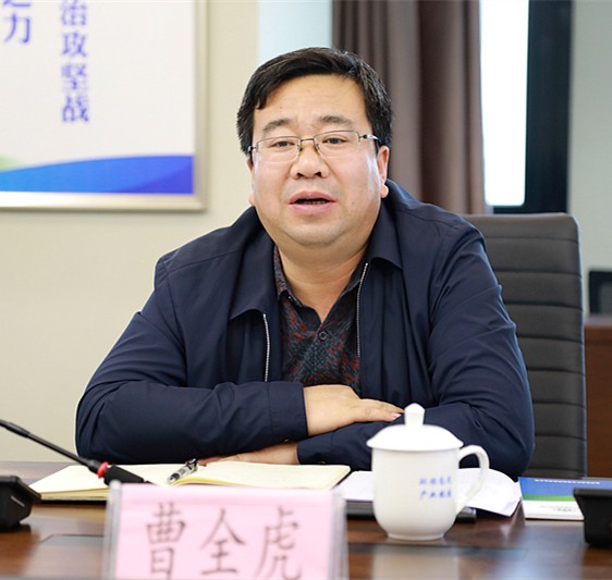 熊良虎会见宜君县县长曹全虎