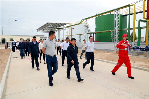 yl6809永利集团复工复产促增长项目观摩会议与会人员走进绿色能源公司油气公司水环境公司陕北片区项目