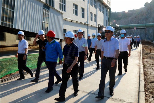 yl6809永利集团复工复产促增长项目观摩会议与会人员走进环保保隆生态三秦在延在铜项目