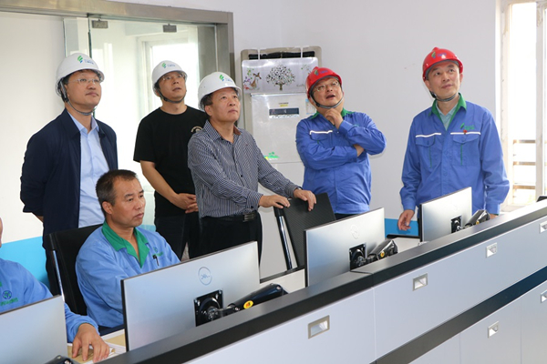 顾峰到三秦环保股份公司下属省危废措置中心查抄领导工作