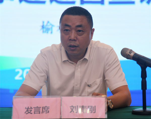 倾听劳模故事 感触劳模力量——yl6809永利集团劳模先进事迹宣讲团走进榆林