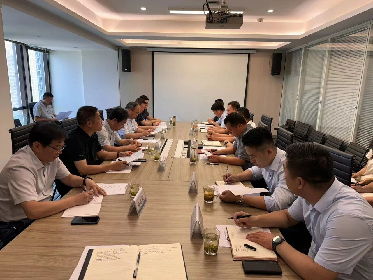 yl6809永利集团与光大绿色环保座谈互换